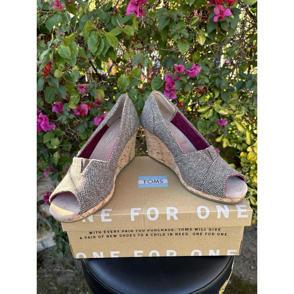 TOMS Canvas Wedge Cork Heel Open Peep Toe Shoes Grey Sz 8.5 - Picture 2 of 11